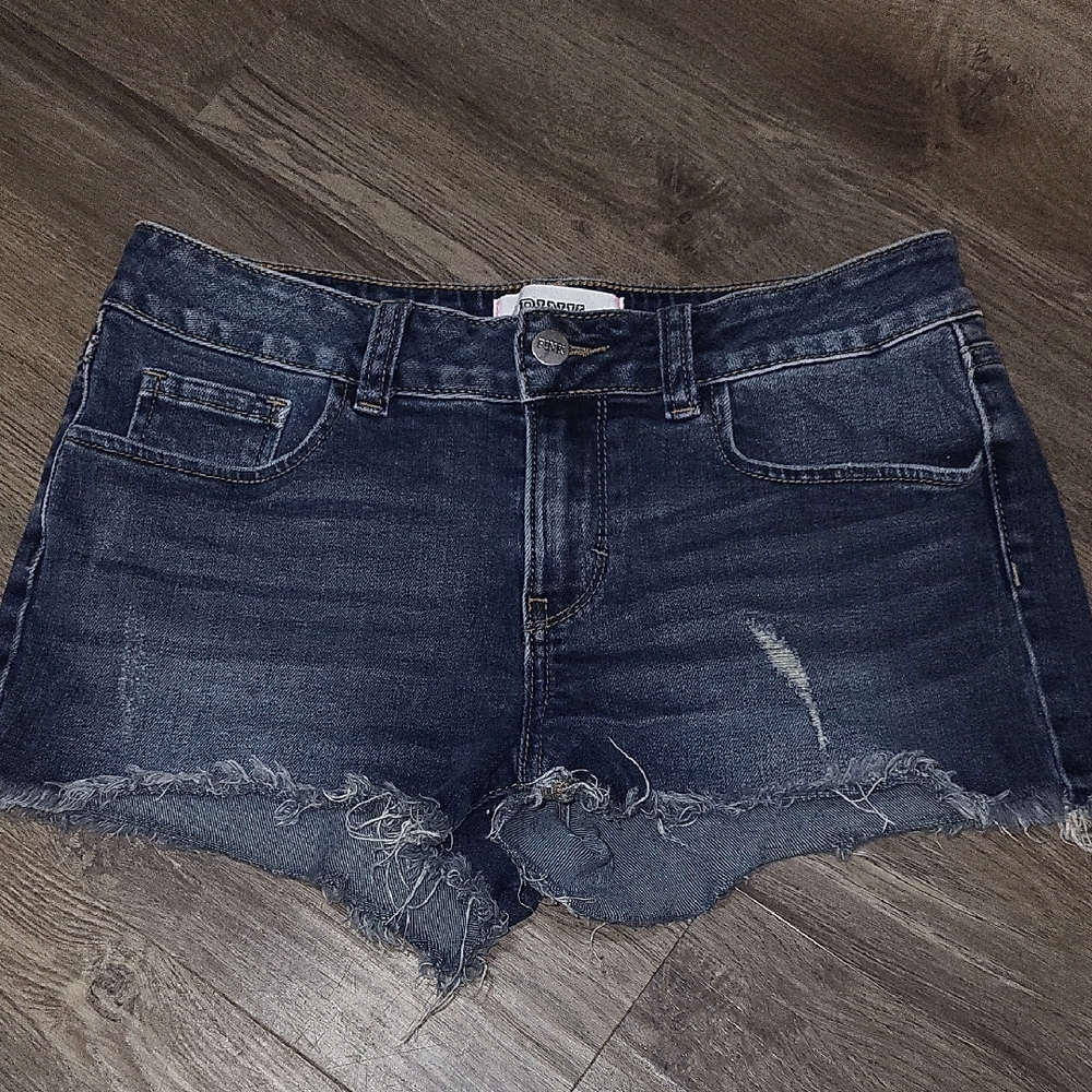 Vs Pink Sz 6 Shorts